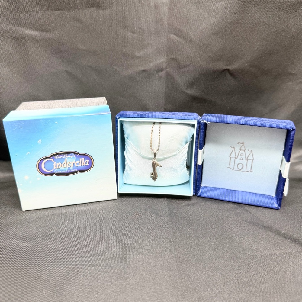 Walt Disney Special Edition Cinderella Slipper Sterling Silver 19IN CZ Necklace